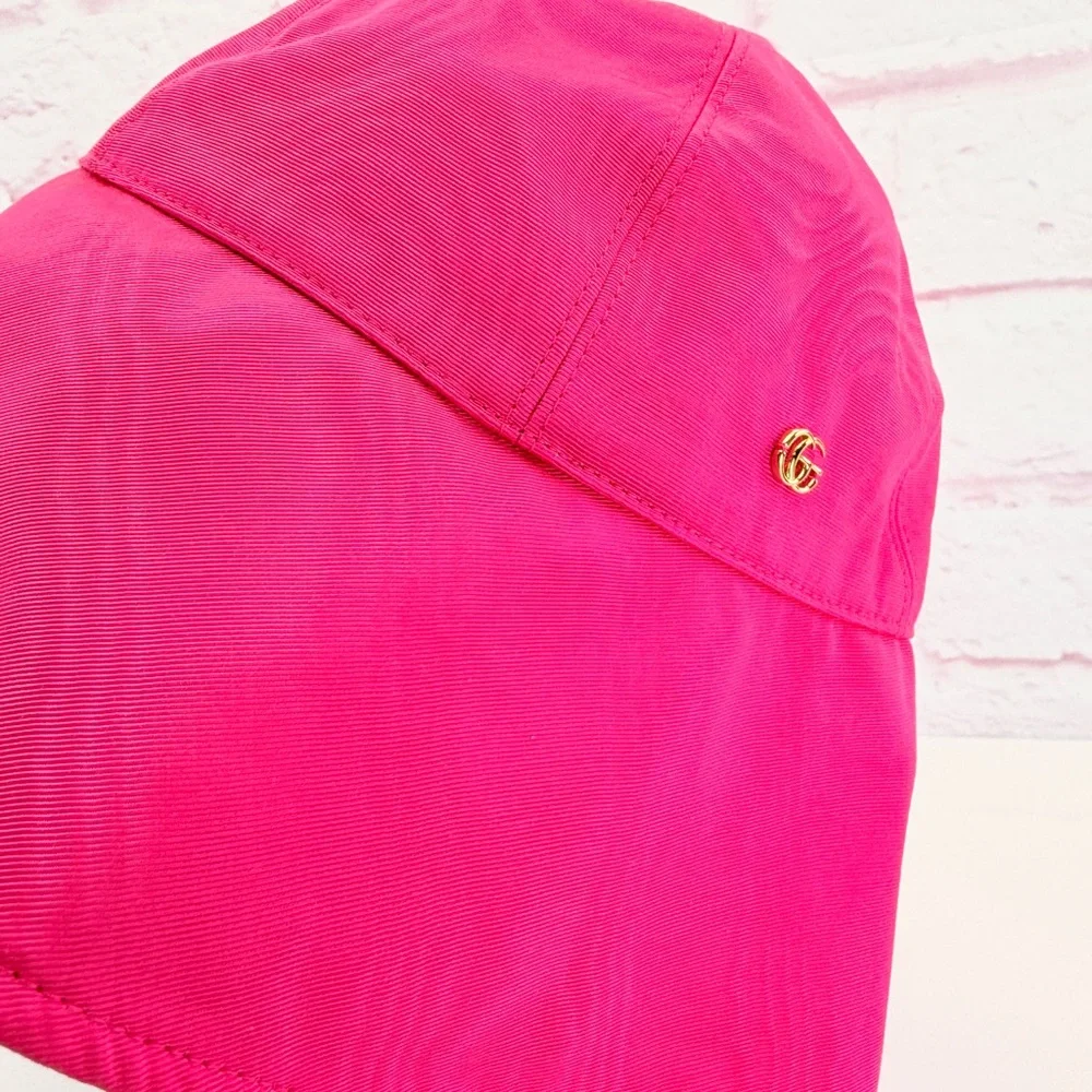 Gucci Pink Elevation Clock Bucket Chain Hat M NWT